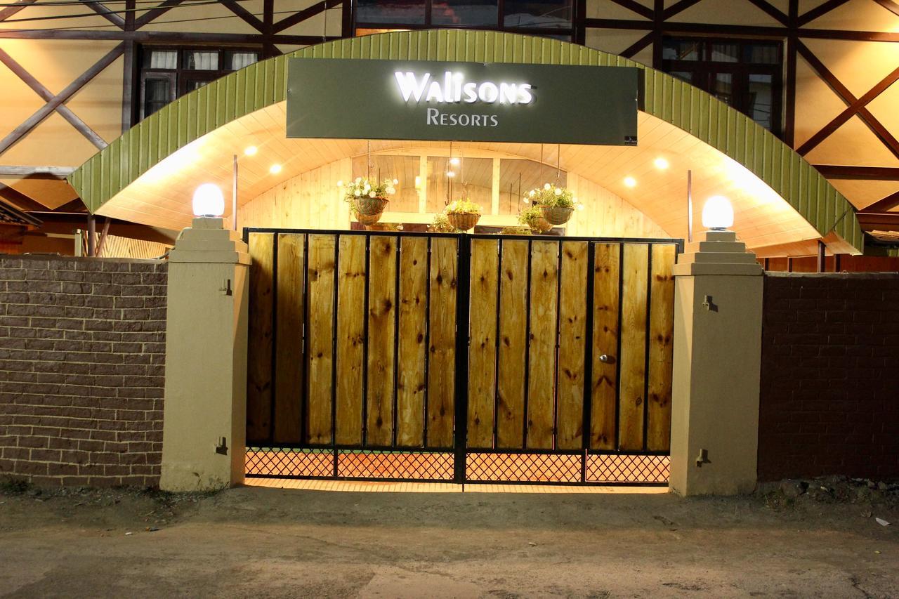 Hotel Walisons Resorts Srinagar  Bagian luar foto