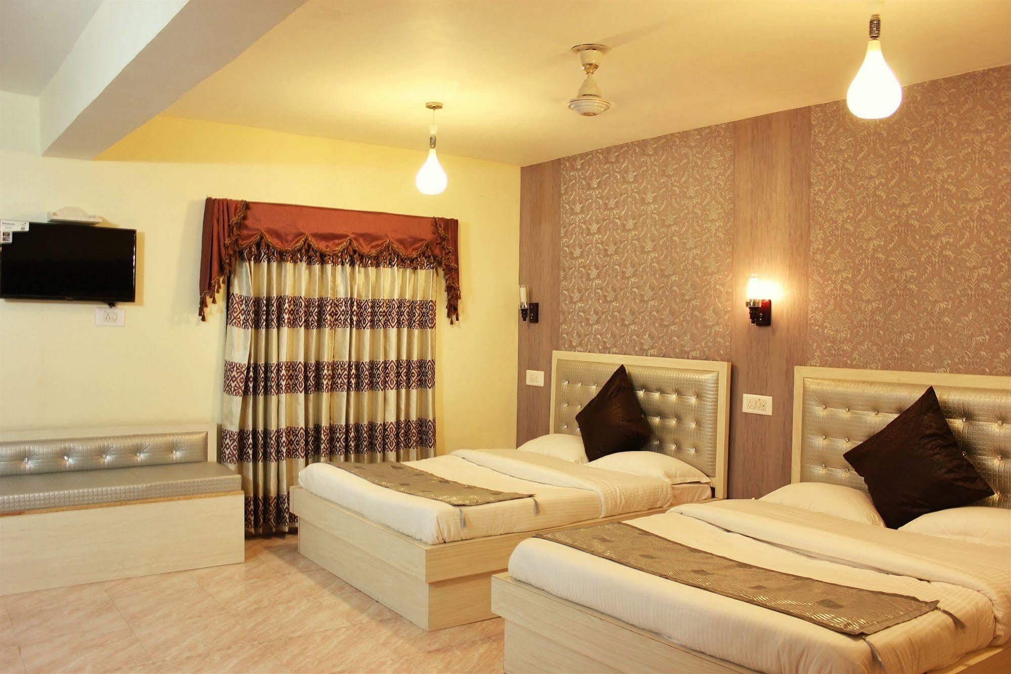 Hotel Walisons Resorts Srinagar  Bagian luar foto